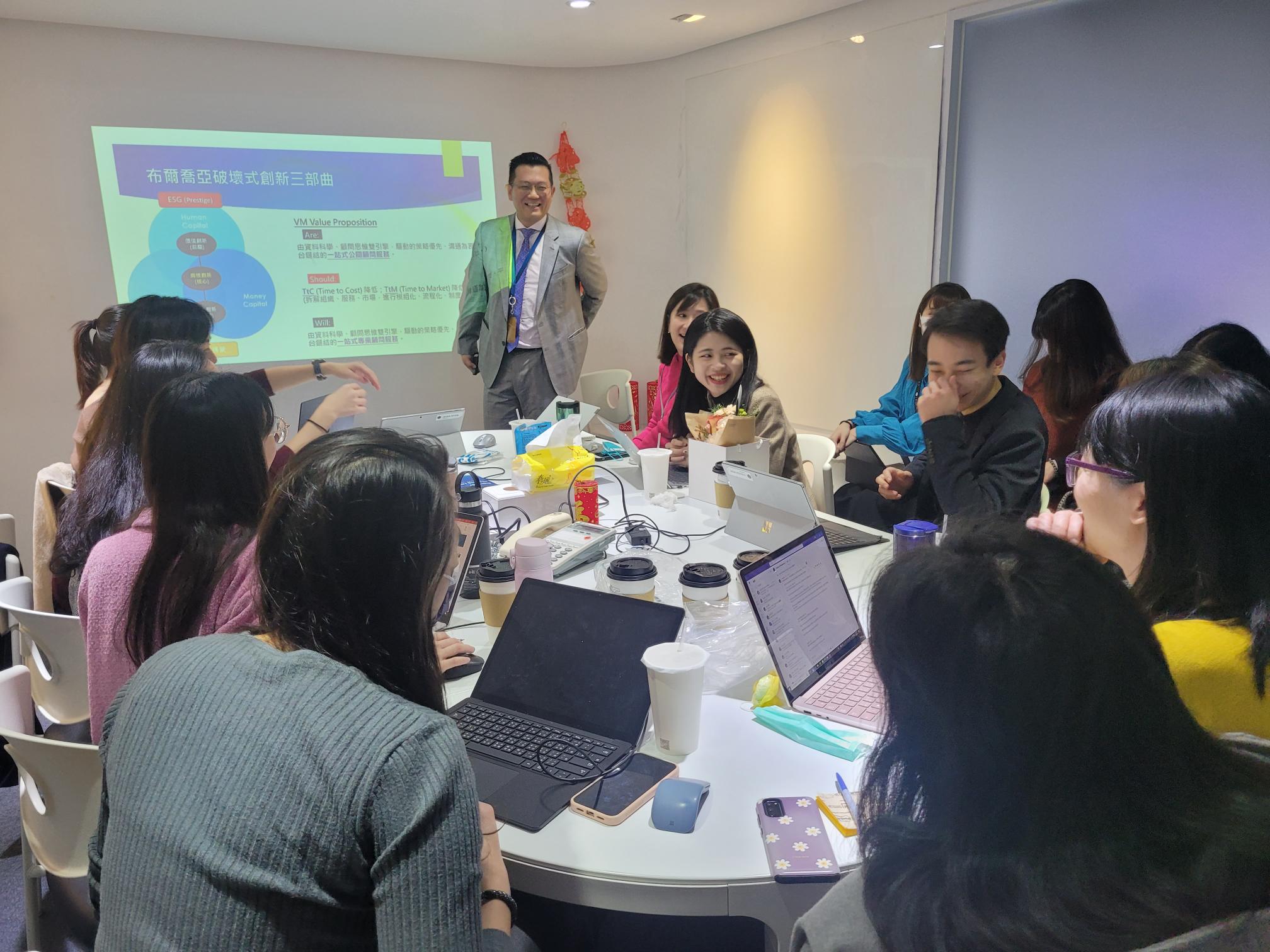 【29th Workshop特輯】探索一切未知的勇氣與純粹,與布爾喬亞一起邁向全新篇章-資深公關顧問 魏知儀(Anna Wei)