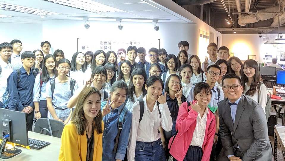 保持開放 台大工管之鑰光臨 首席布爾喬亞交流勉勵 布爾喬亞公關顧問 保持開放 台大工管之鑰光臨 首席布爾喬亞交流勉勵 布爾喬亞公關顧問