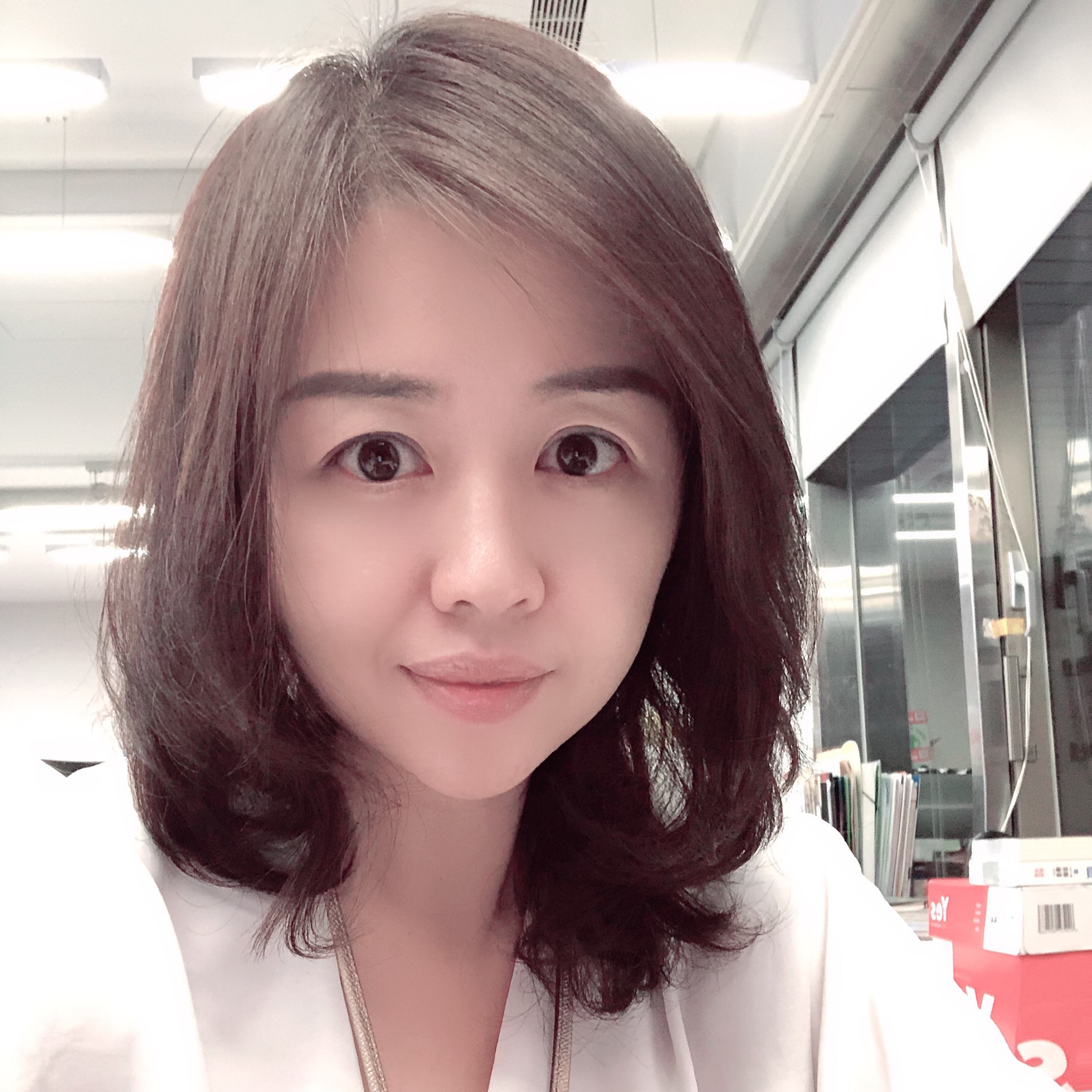 《鉅亨投顧》行銷副總